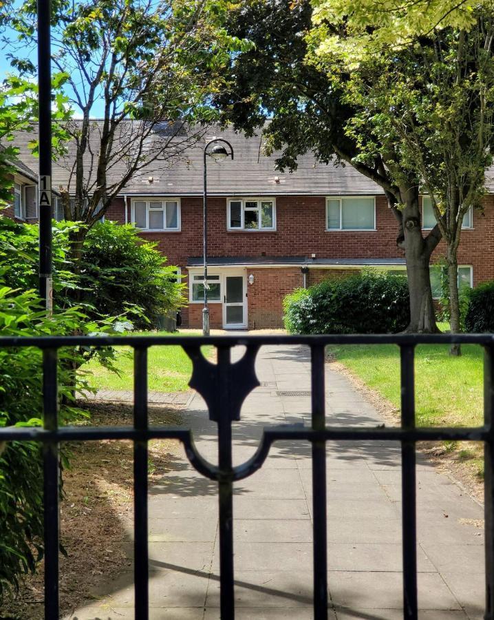 Nr Birmingham City Centre, 5 Bed, Luxe Inn Exterior foto
